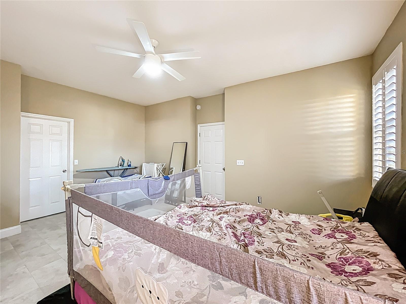 ROSE BAY PH 01 49 28 - Residential