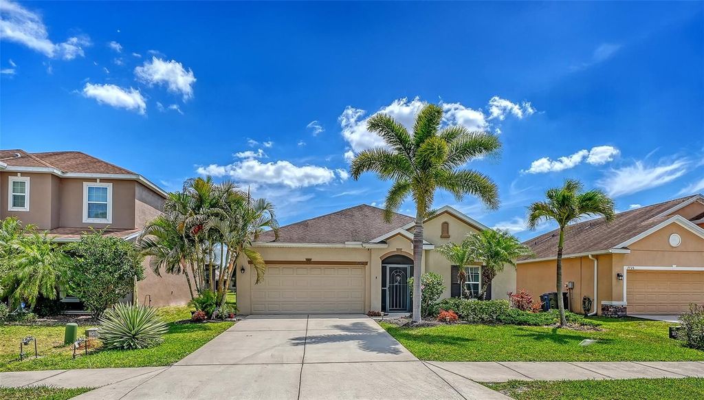 Photo of 7730 110th Avenue E, Parrish, FL 34219 (MLS # A4690374)