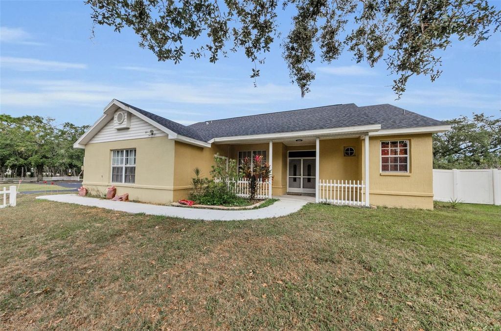 Photo of 11744 La Madera Boulevard, Port Richey, FL 34668 (MLS # W7880387)