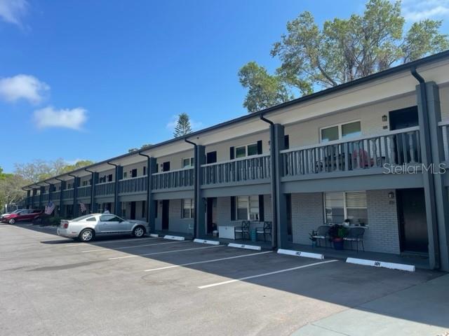 LAKE BELLEAIR SUB - Residential Lease