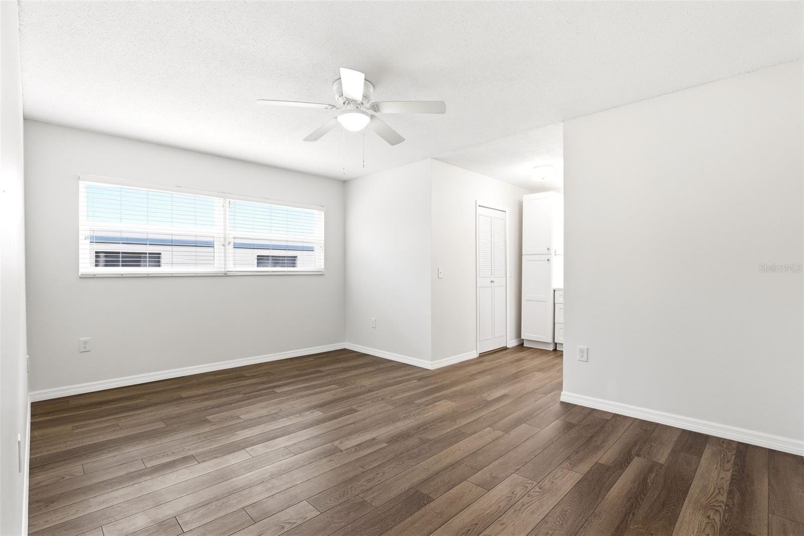 SPRING OAKS UNIT 4 - Residential