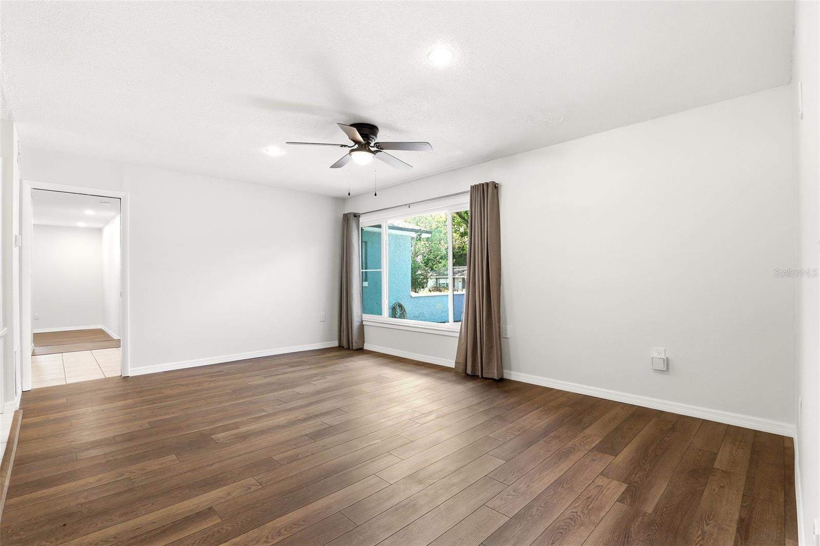 SPRING OAKS UNIT 4 - Residential