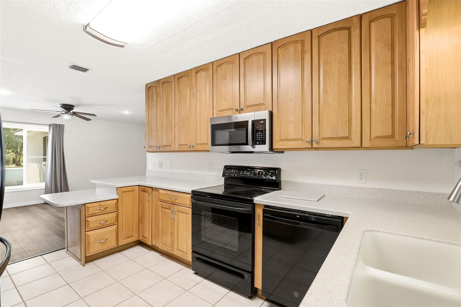 SPRING OAKS UNIT 4 - Residential