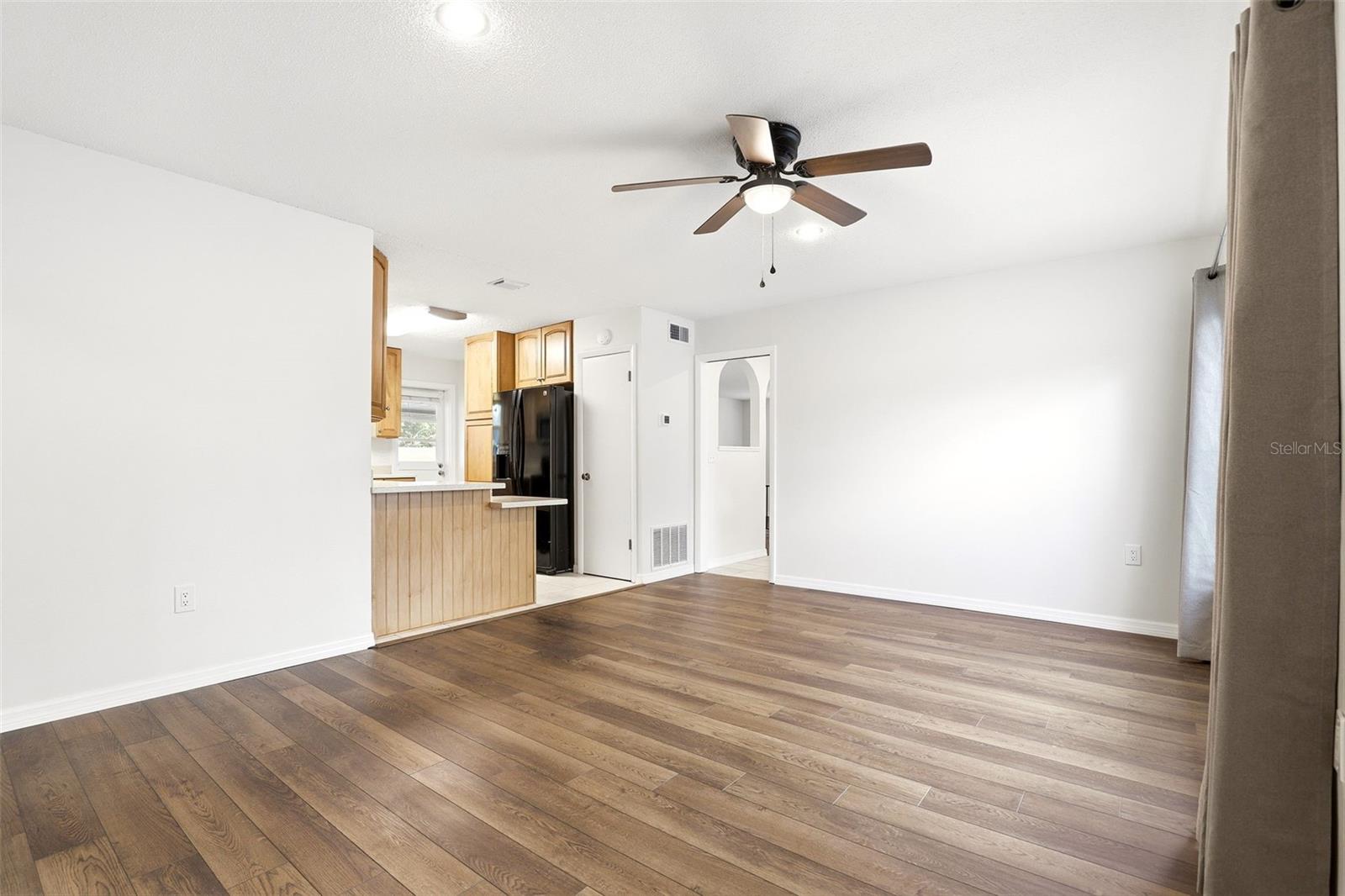 SPRING OAKS UNIT 4 - Residential