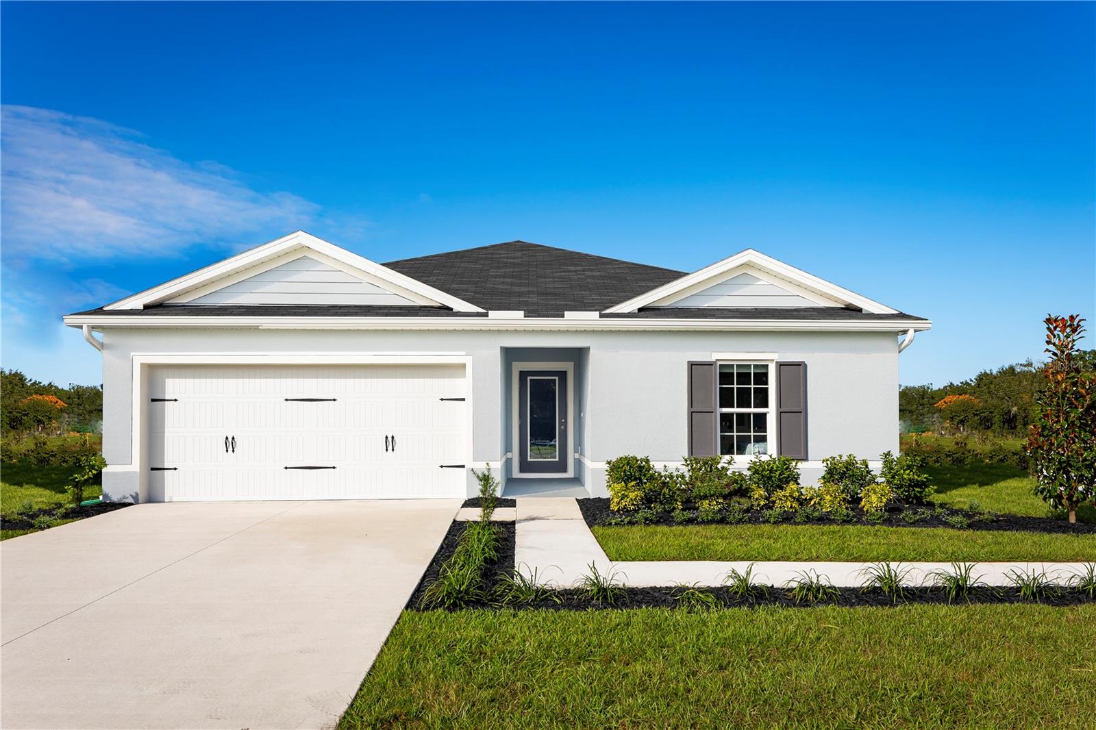 VISTA TRACE - Residential