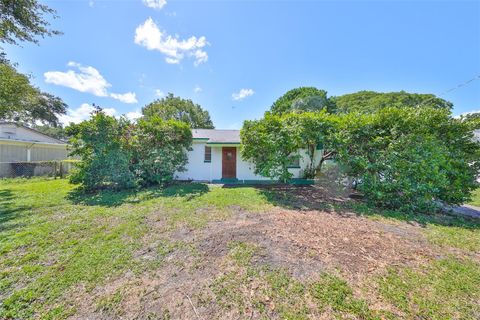 A home in TAMPA