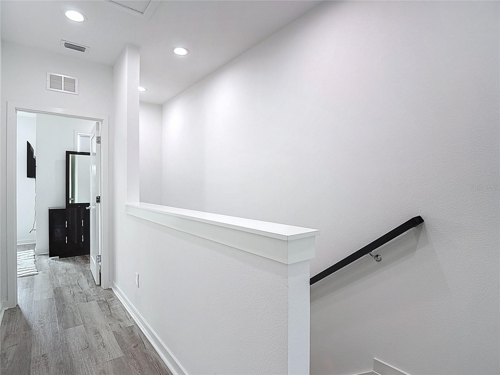 SUBDIVISION OF E 1/2 OF NE 1/4 - Residential