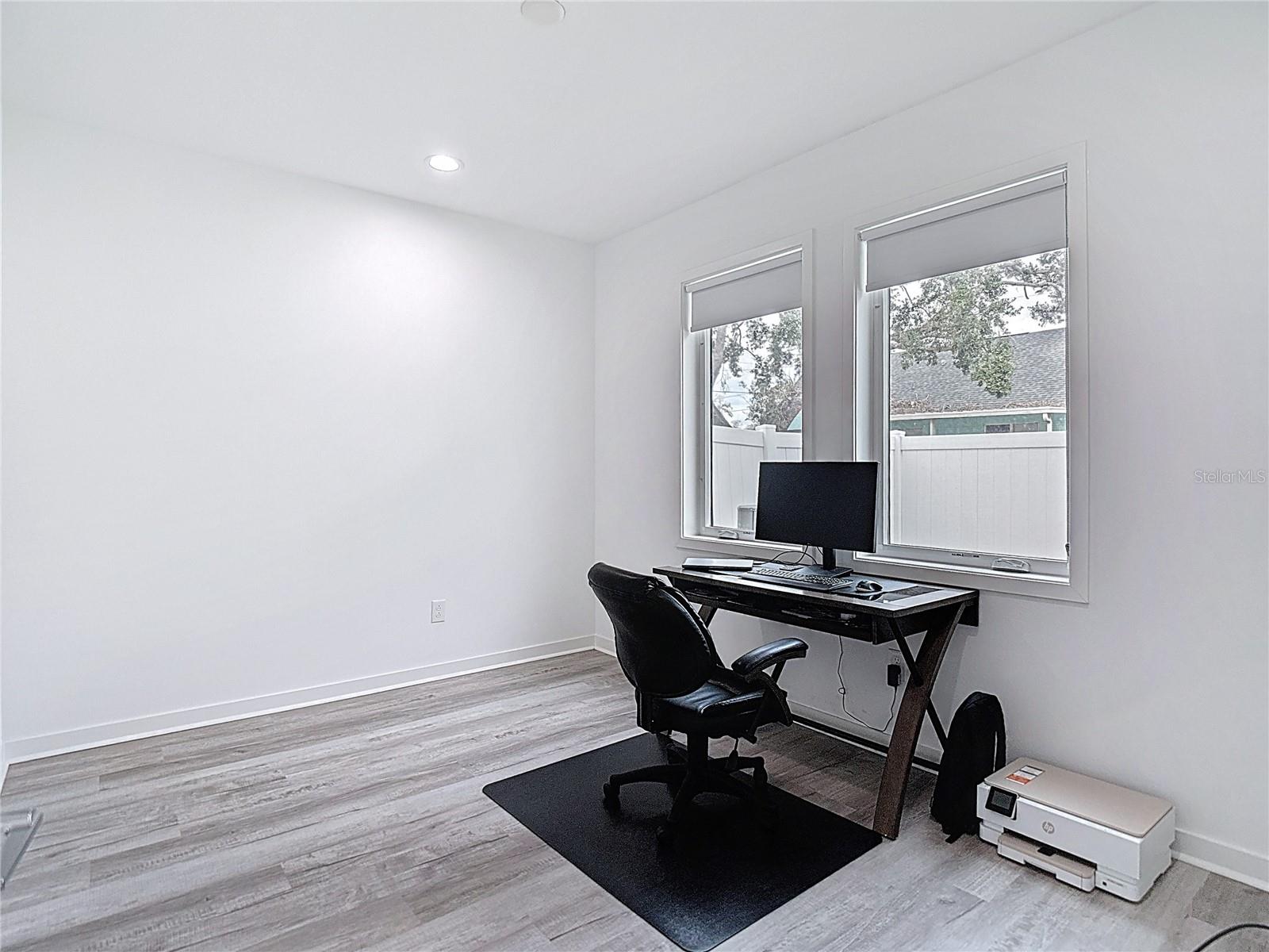 SUBDIVISION OF E 1/2 OF NE 1/4 - Residential