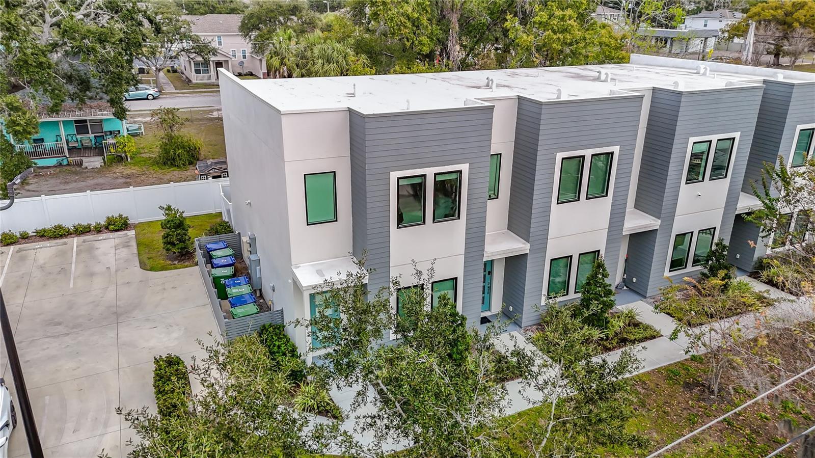 SUBDIVISION OF E 1/2 OF NE 1/4 - Residential