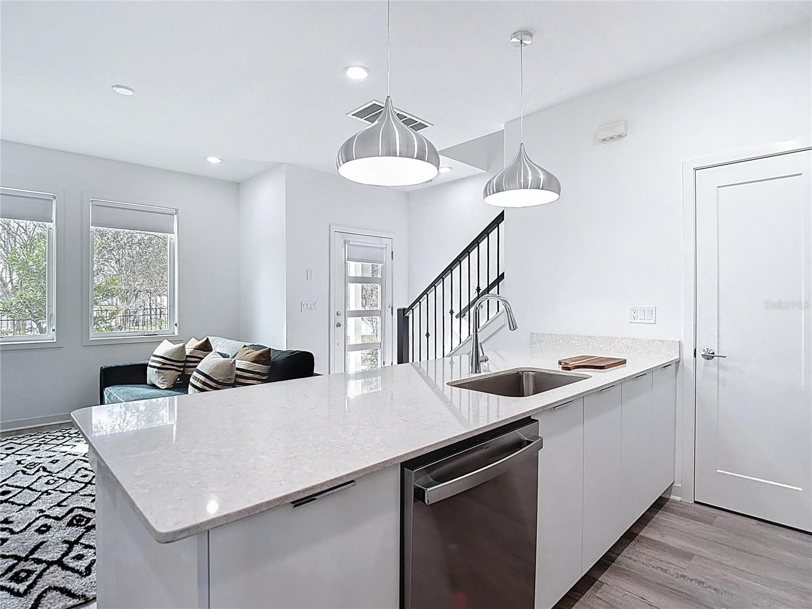 SUBDIVISION OF E 1/2 OF NE 1/4 - Residential