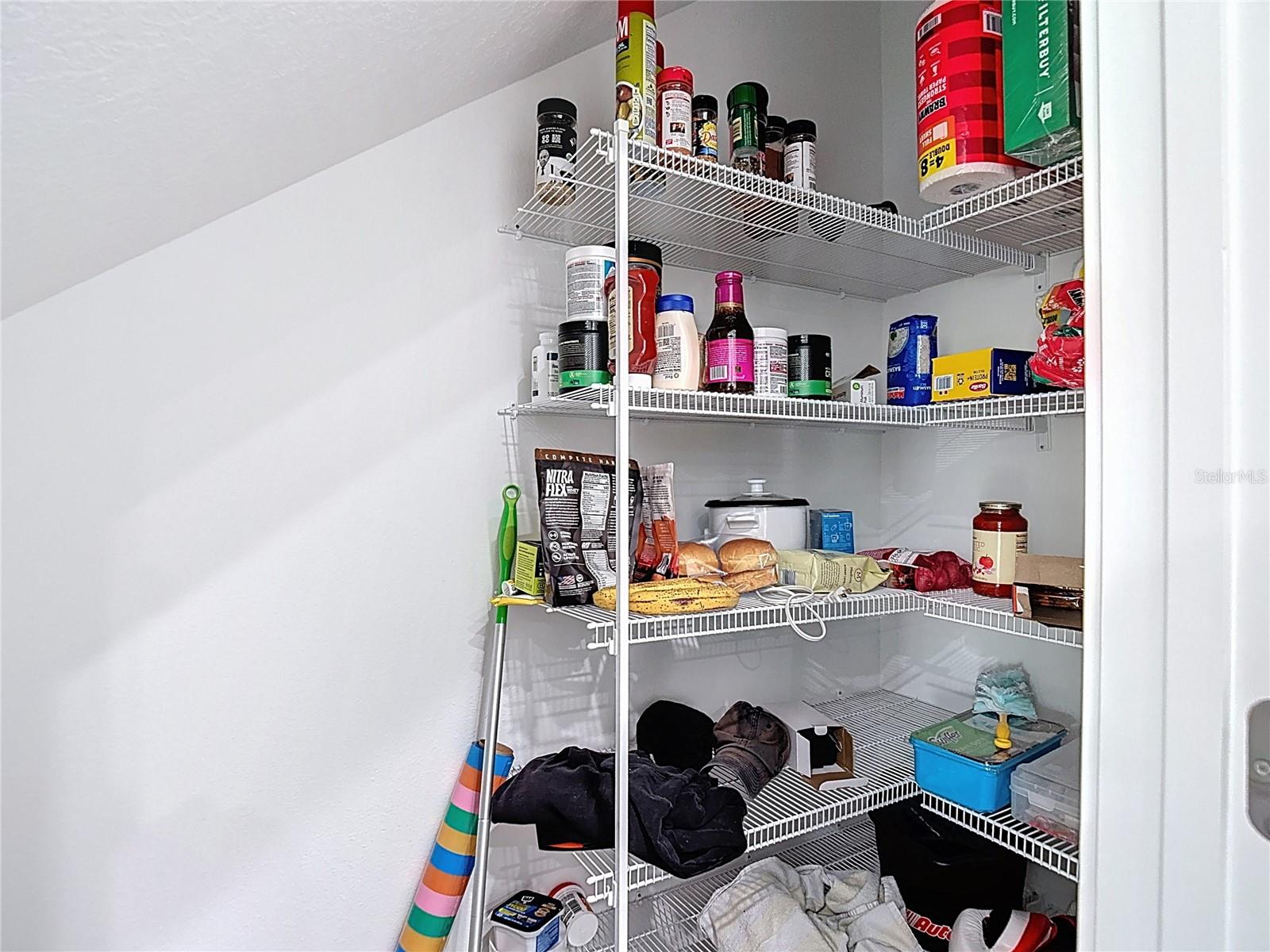 SUBDIVISION OF E 1/2 OF NE 1/4 - Residential