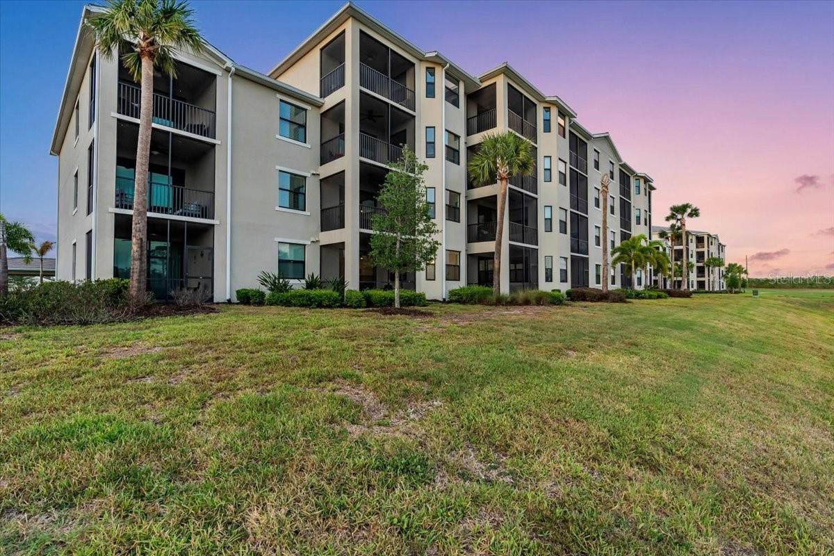 LAKEWOOD NATIONAL PH I - Residential Lease