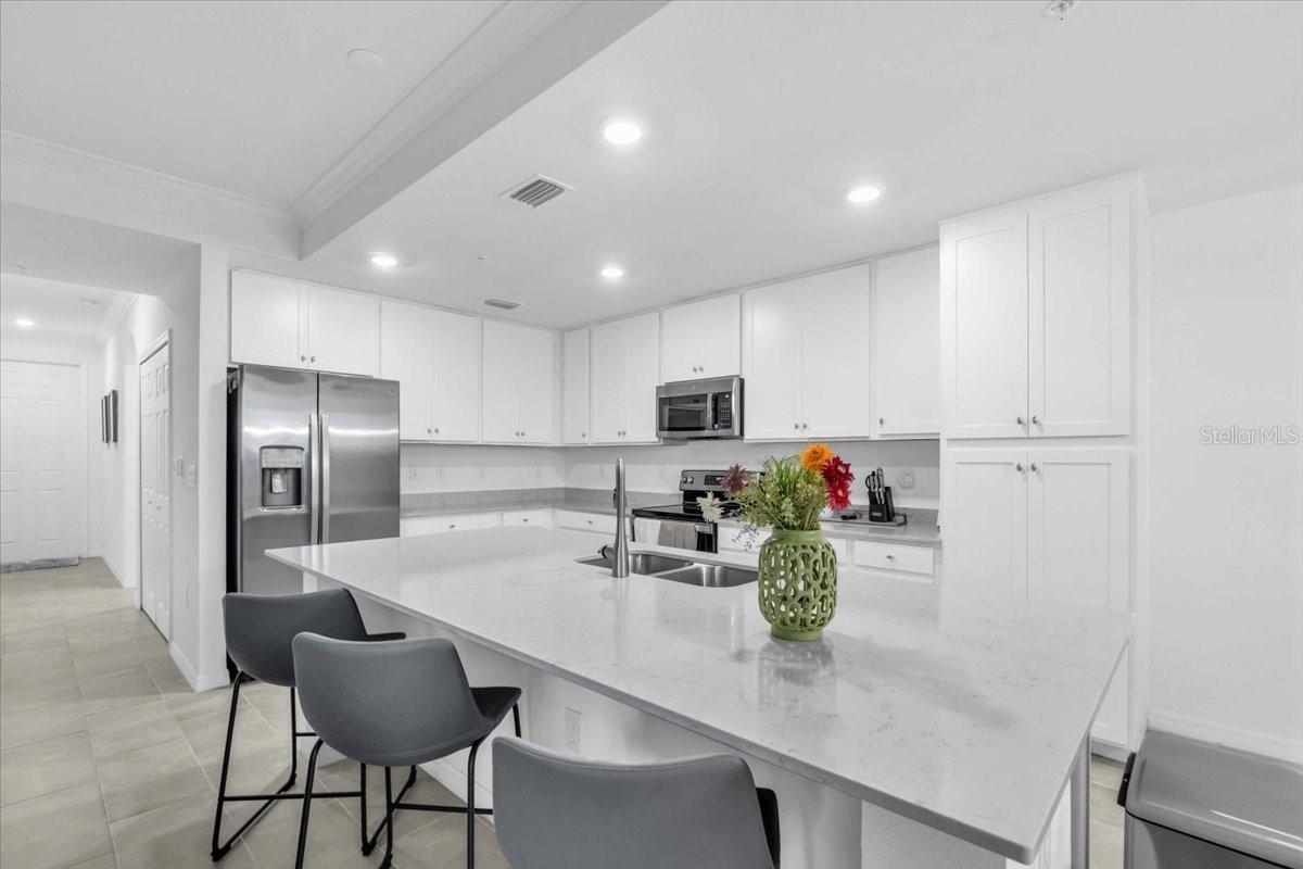 LAKEWOOD NATIONAL PH I - Residential Lease