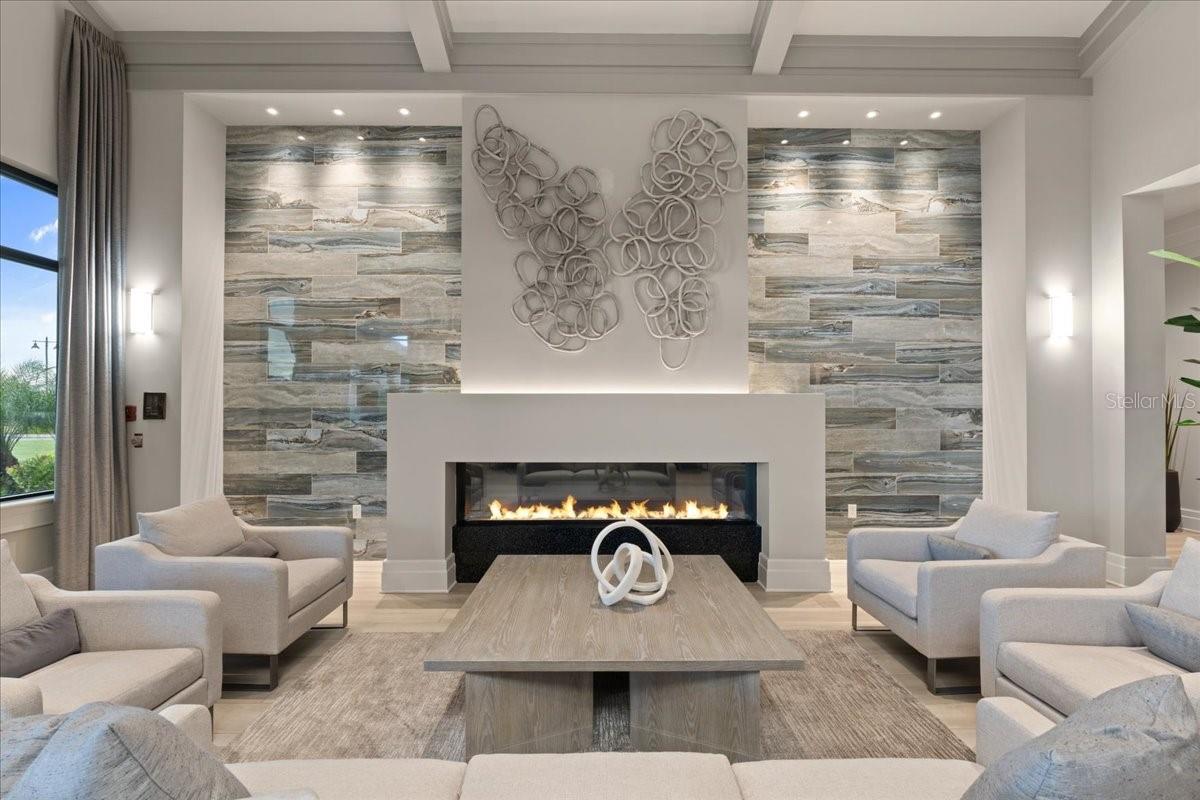 LAKEWOOD NATIONAL PH I - Residential Lease