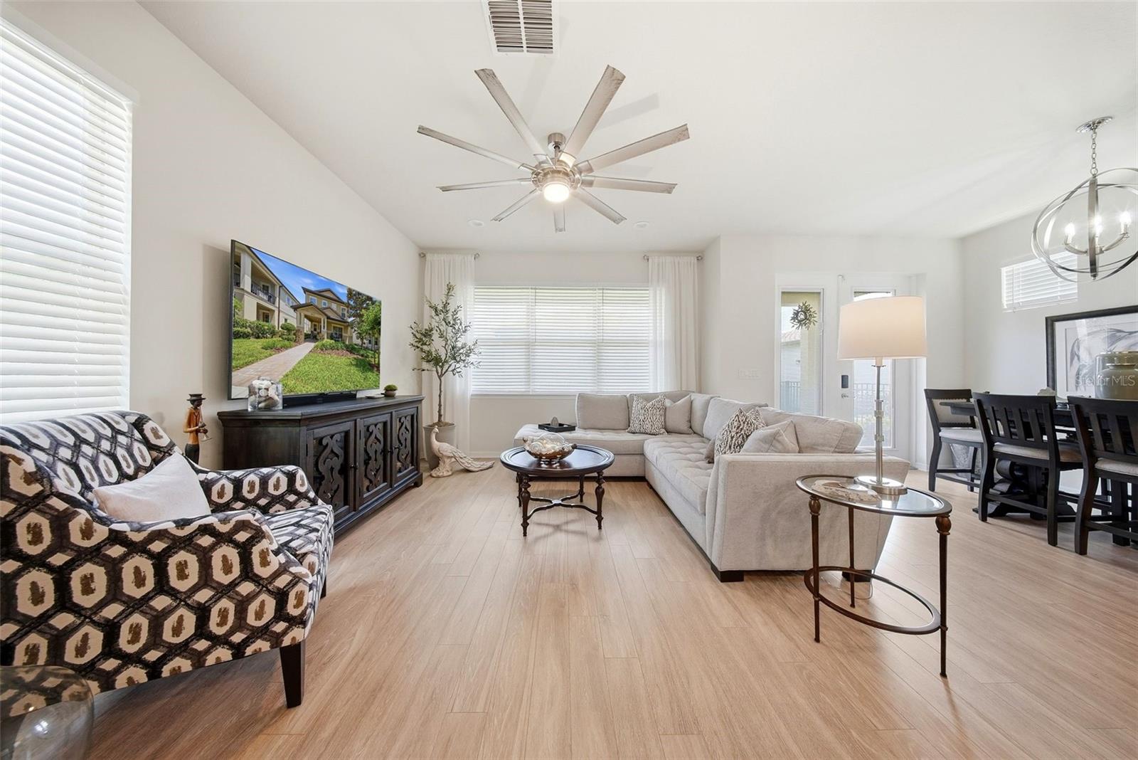 FISHHAWK RANCH WEST PH 1B/1C - Residential