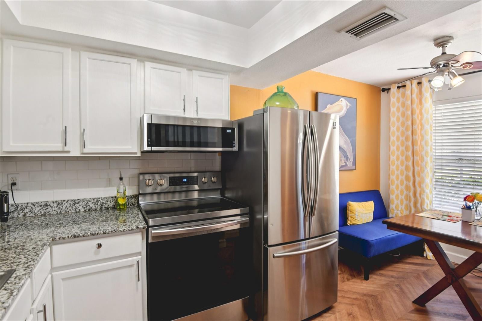 CARROLLWOOD VILLAGE PH III - Residential