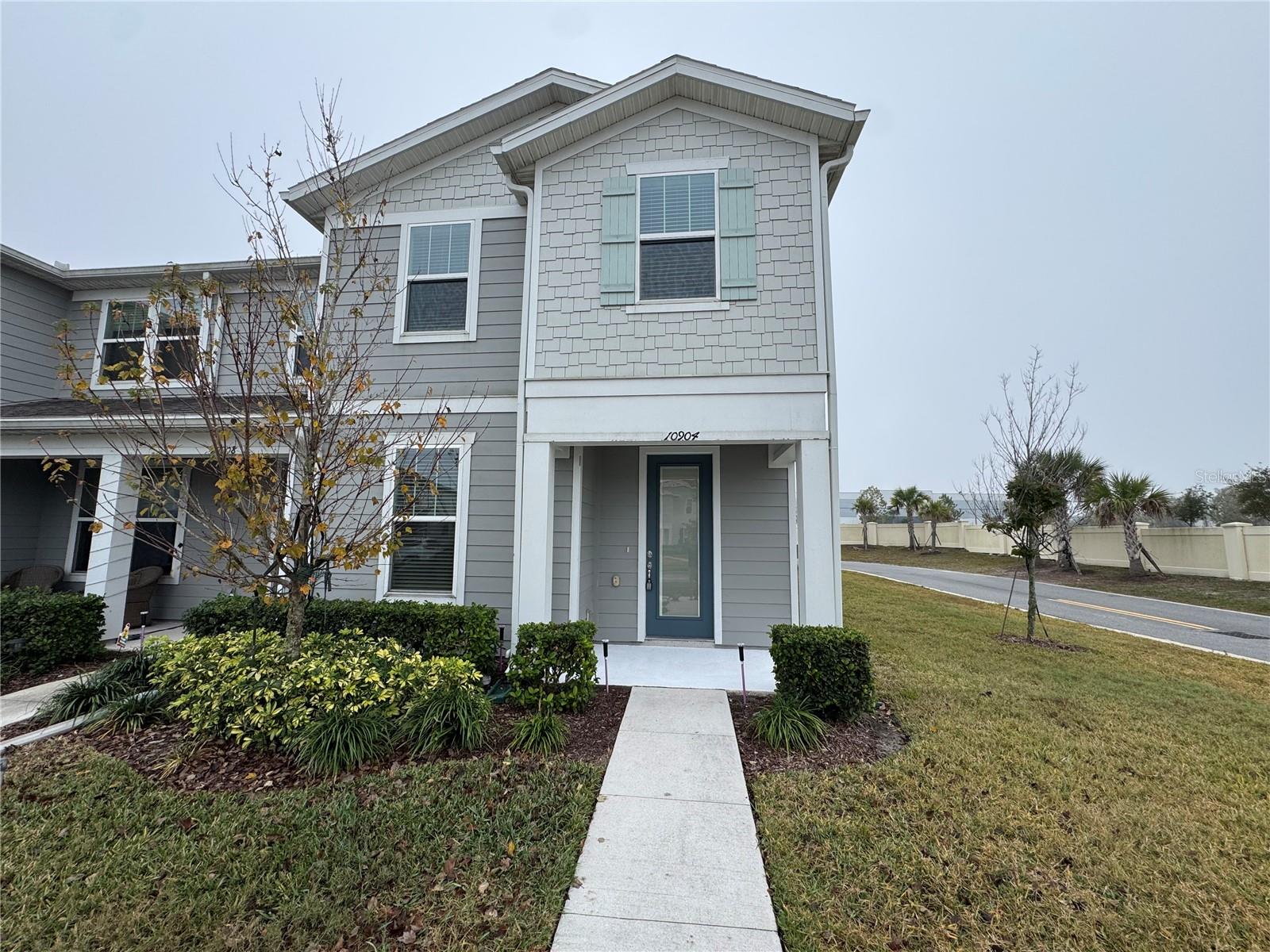 PINEWOOD RESERVE PH 3 - Residential Lease