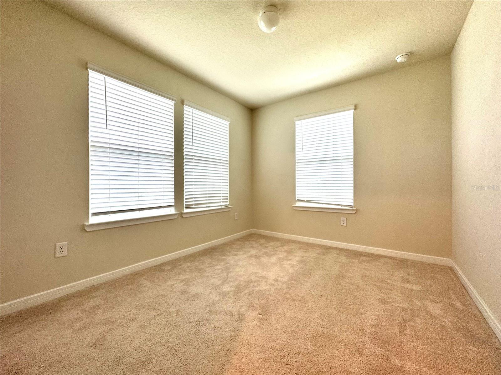 PINEWOOD RESERVE PH 3 - Residential Lease