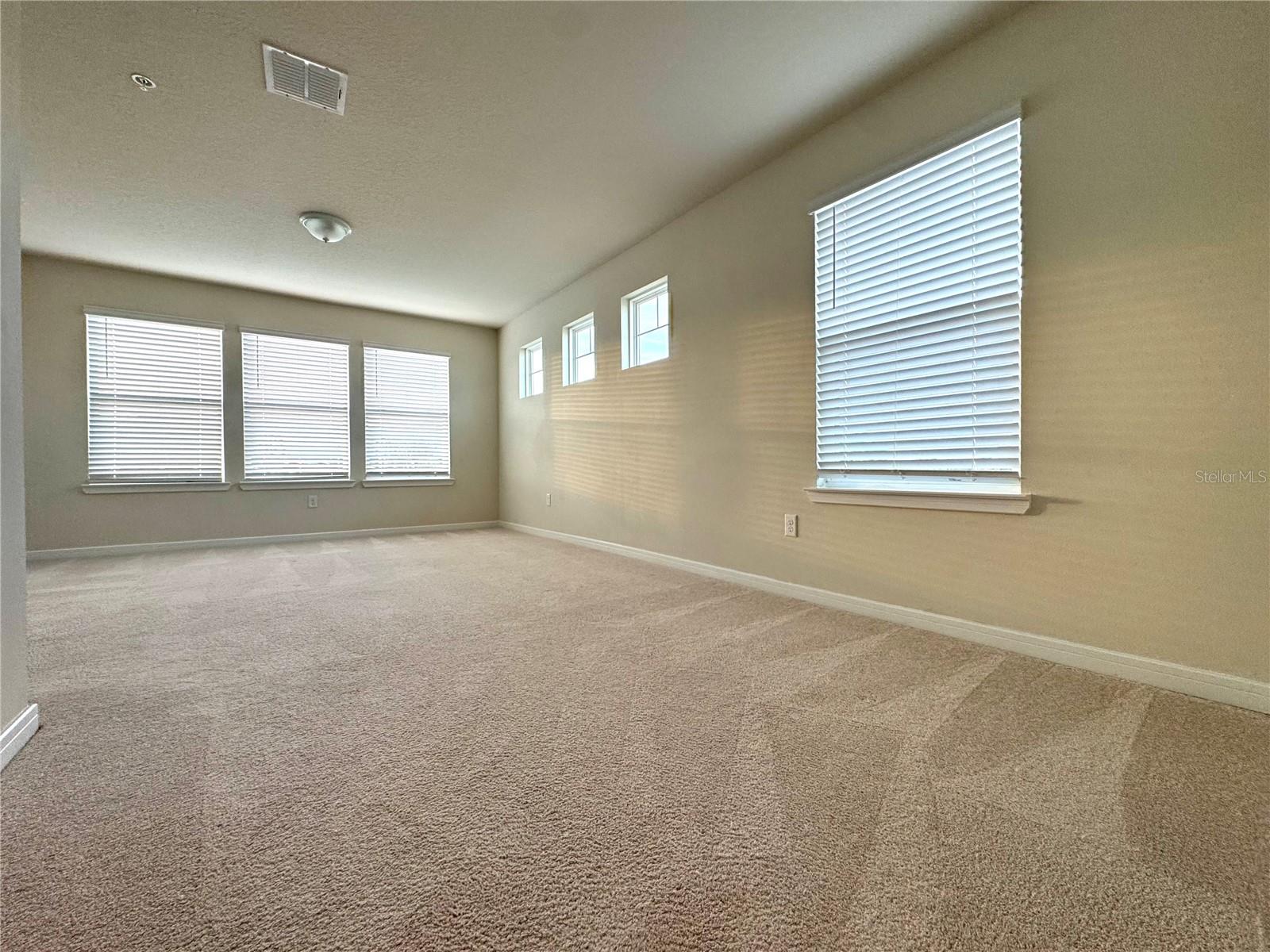 PINEWOOD RESERVE PH 3 - Residential Lease