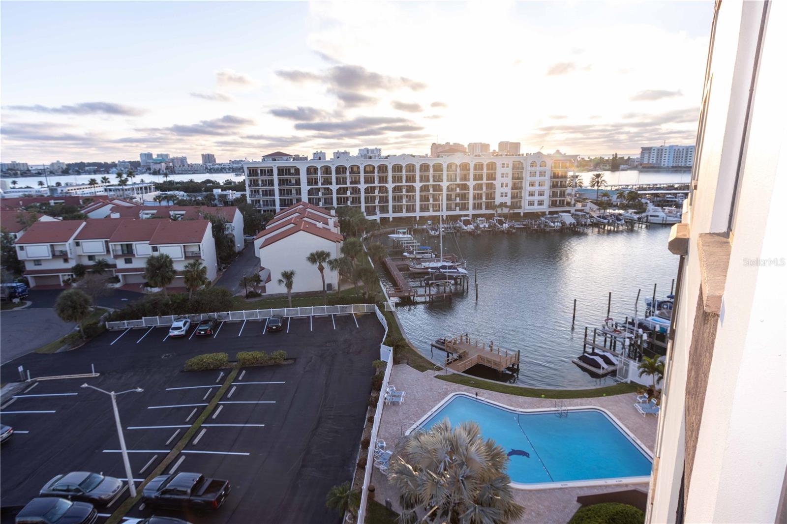 DOLPHIN COVE CLEARWATER - Residential