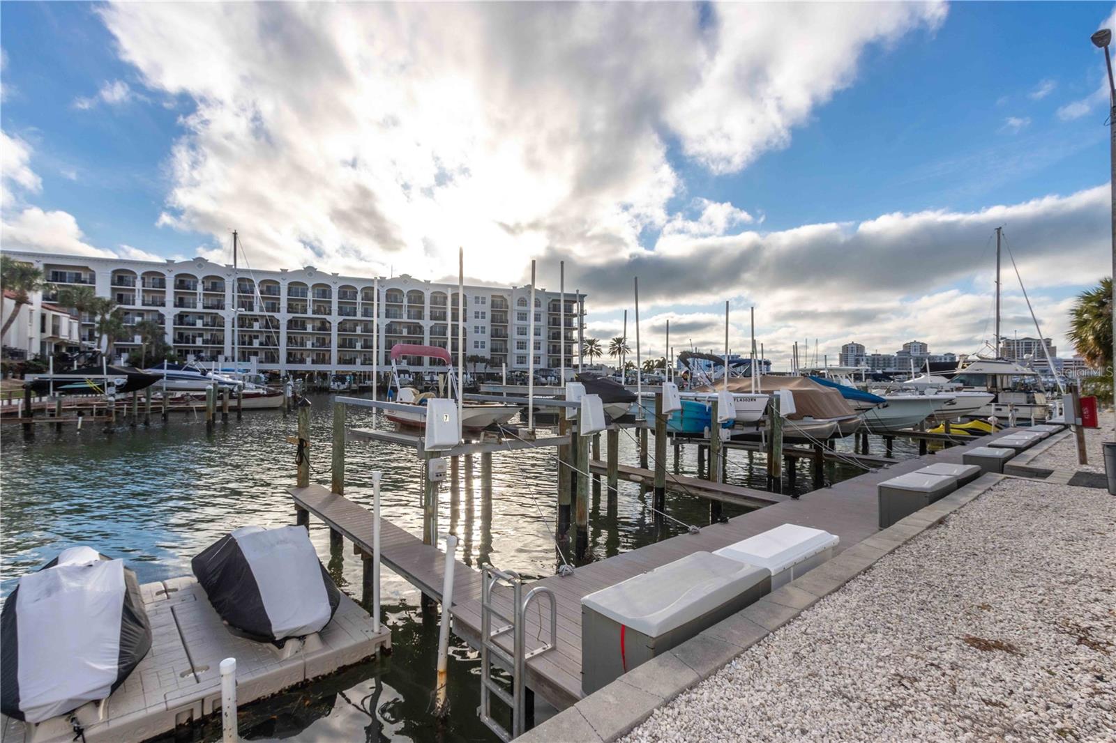 DOLPHIN COVE CLEARWATER - Residential