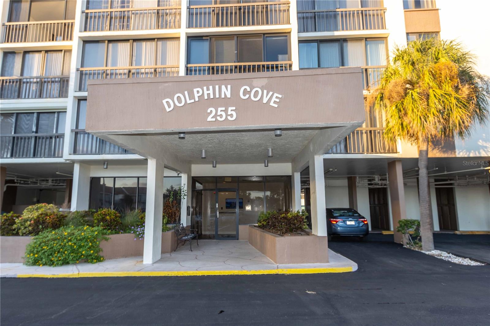 DOLPHIN COVE CLEARWATER - Residential