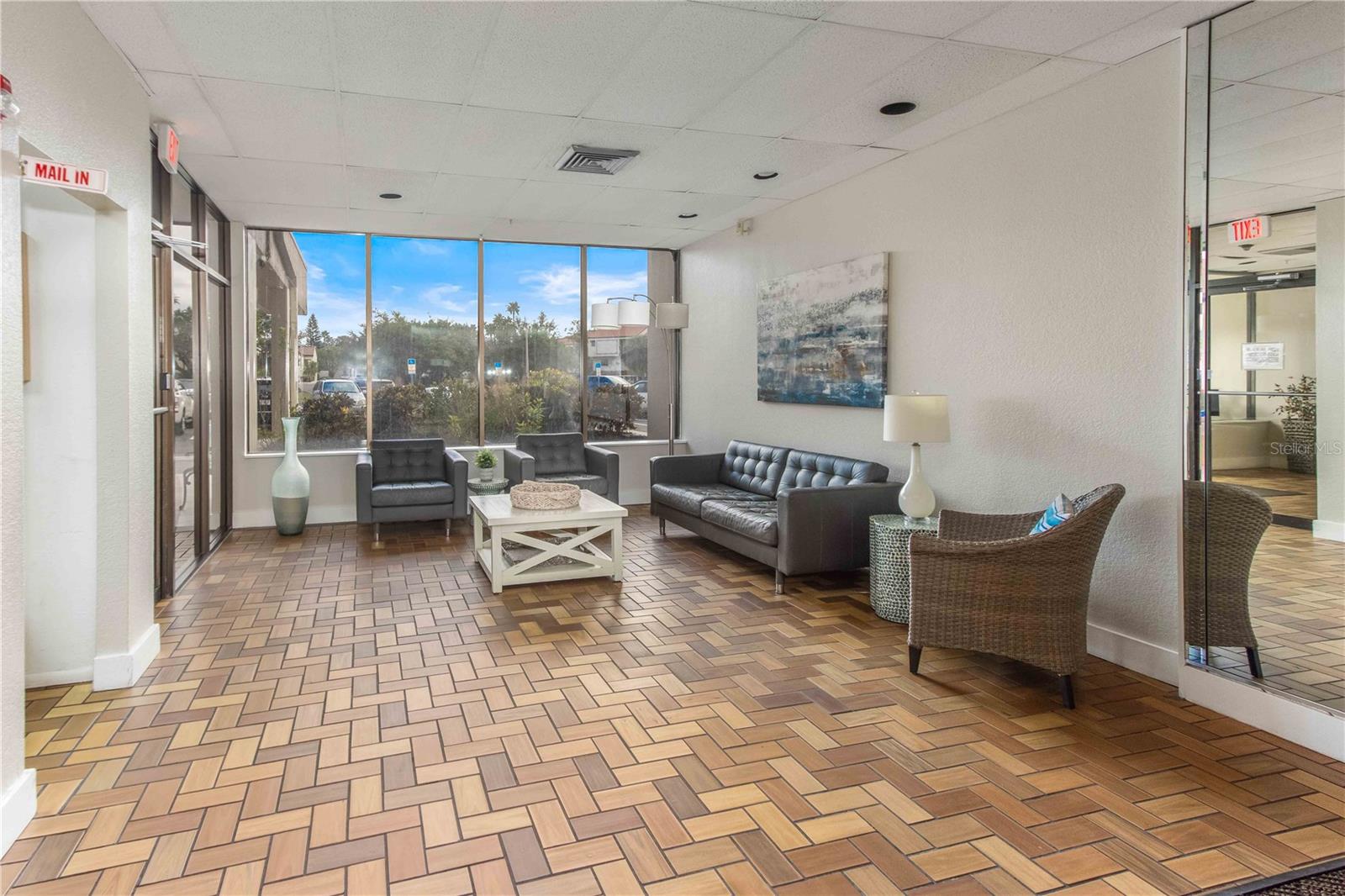 DOLPHIN COVE CLEARWATER - Residential