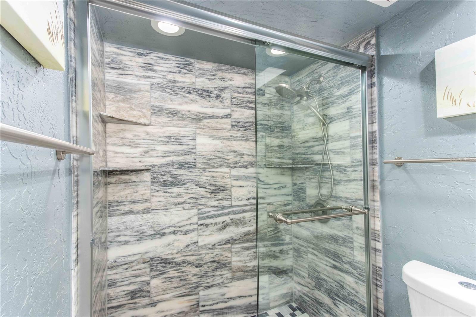 DOLPHIN COVE CLEARWATER - Residential