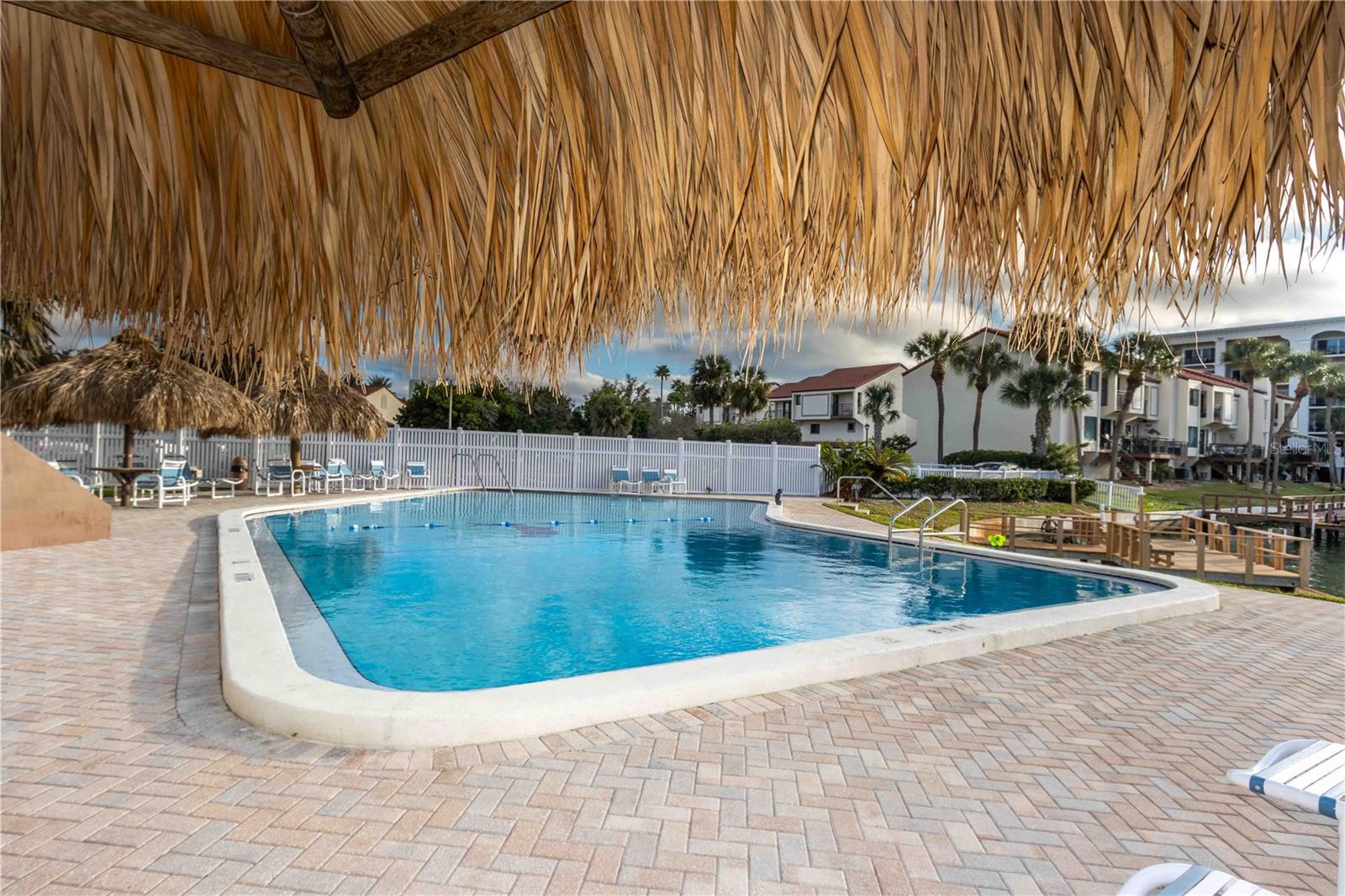 DOLPHIN COVE CLEARWATER - Residential