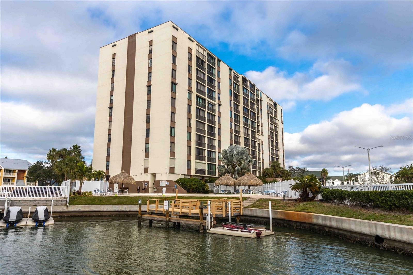 DOLPHIN COVE CLEARWATER - Residential