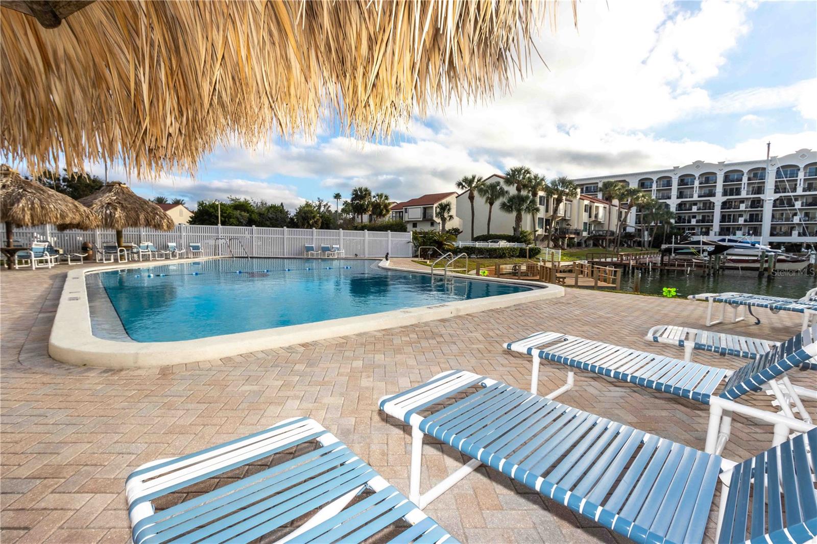 DOLPHIN COVE CLEARWATER - Residential