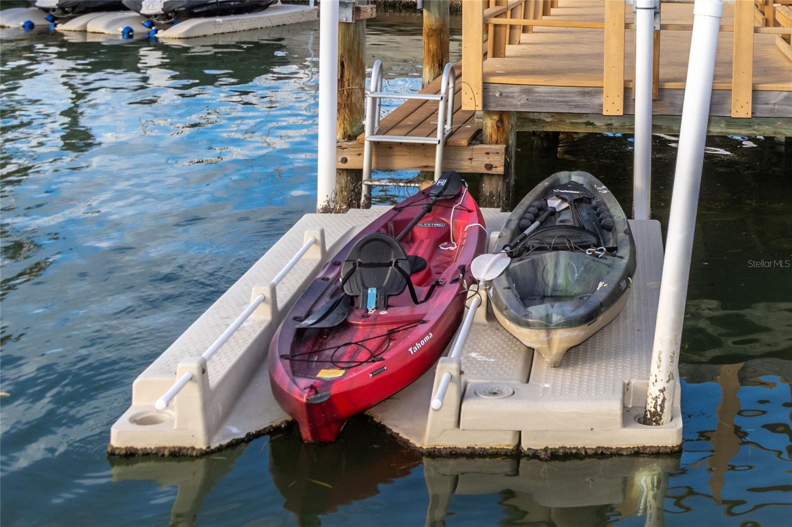 DOLPHIN COVE CLEARWATER - Residential