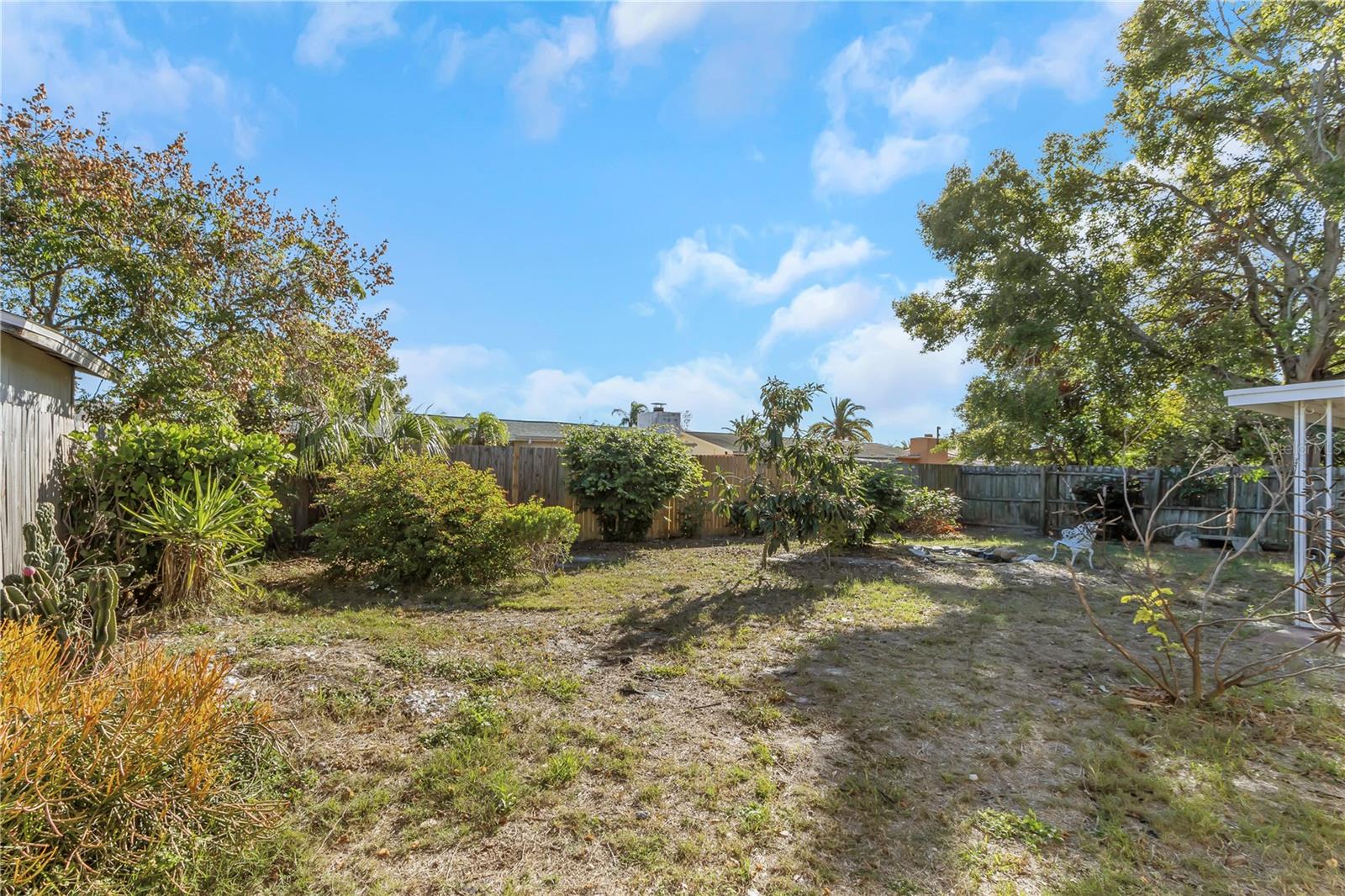 HOLIDAY LAKE ESTATES - Residential