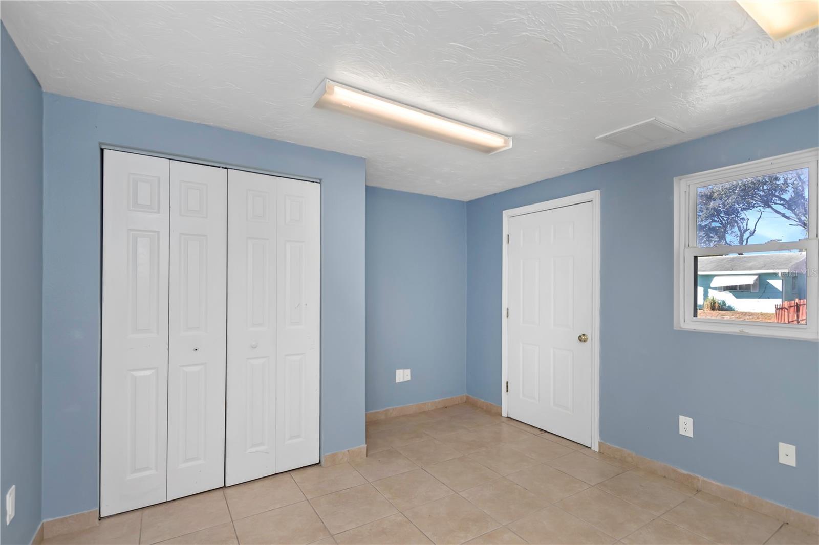 HOLIDAY LAKE ESTATES - Residential