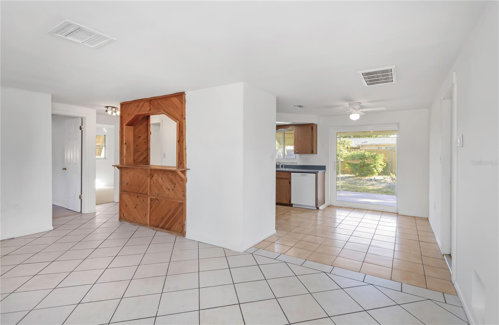 HOLIDAY LAKE ESTATES - Residential