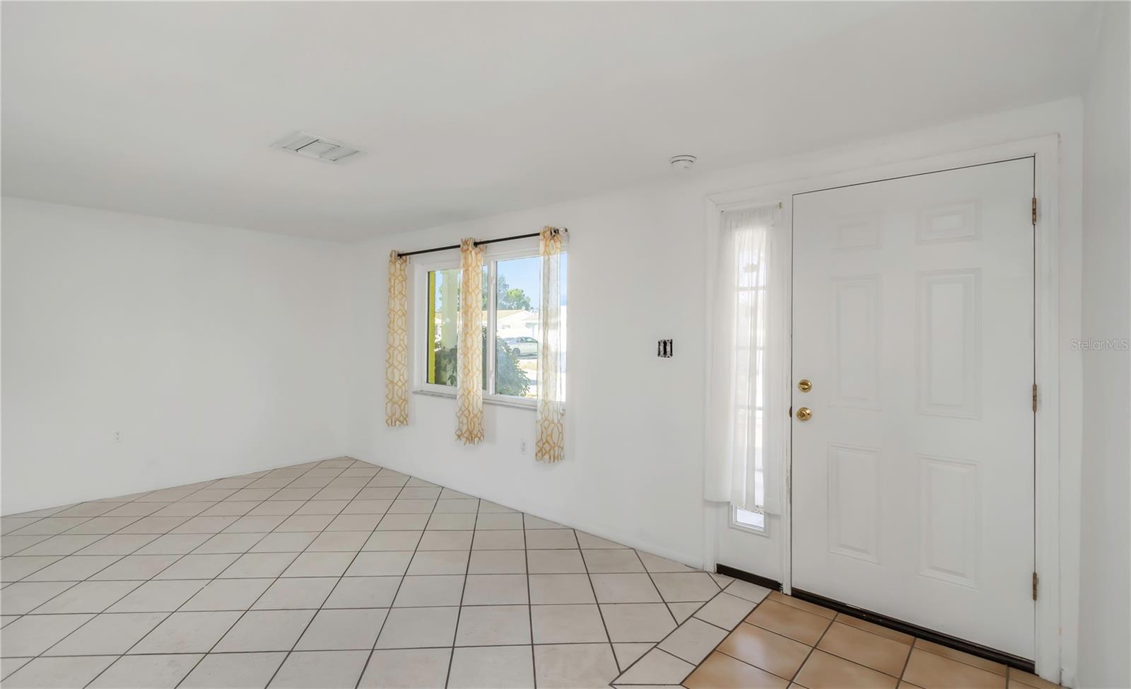 HOLIDAY LAKE ESTATES - Residential