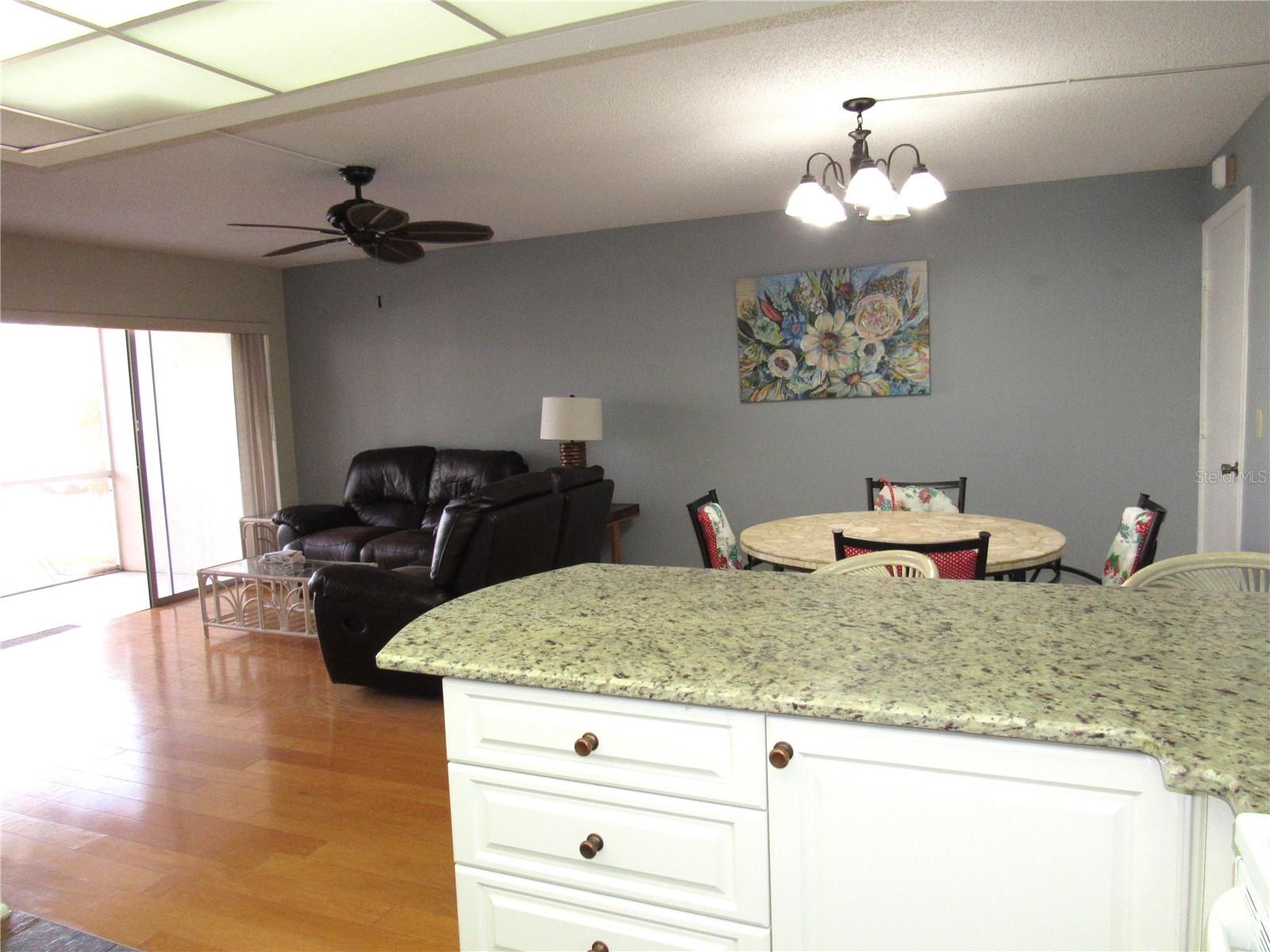 CAMBRIDGE HOUSE - Residential