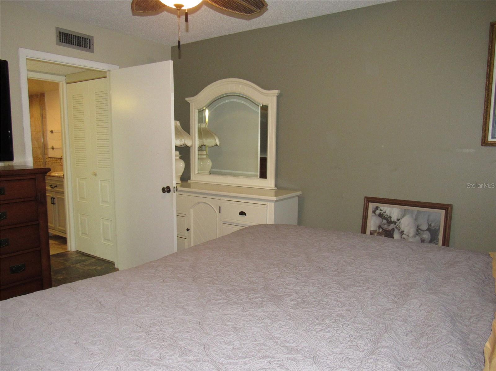 CAMBRIDGE HOUSE - Residential