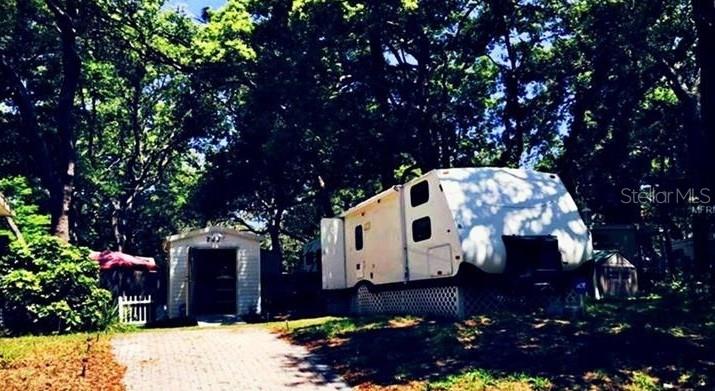 YOGI BEARS JELLYSTONE PARK 2A CO - Residential Lease