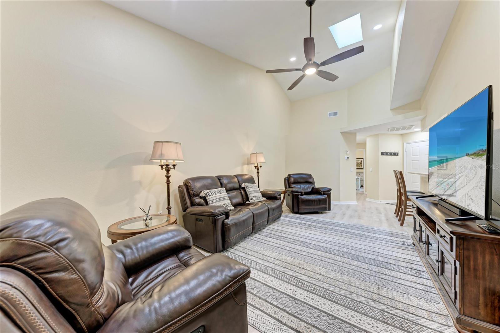 RIVIERA CLUB VILLAGE AT LONGWOOD RUN PH 02 - Residential