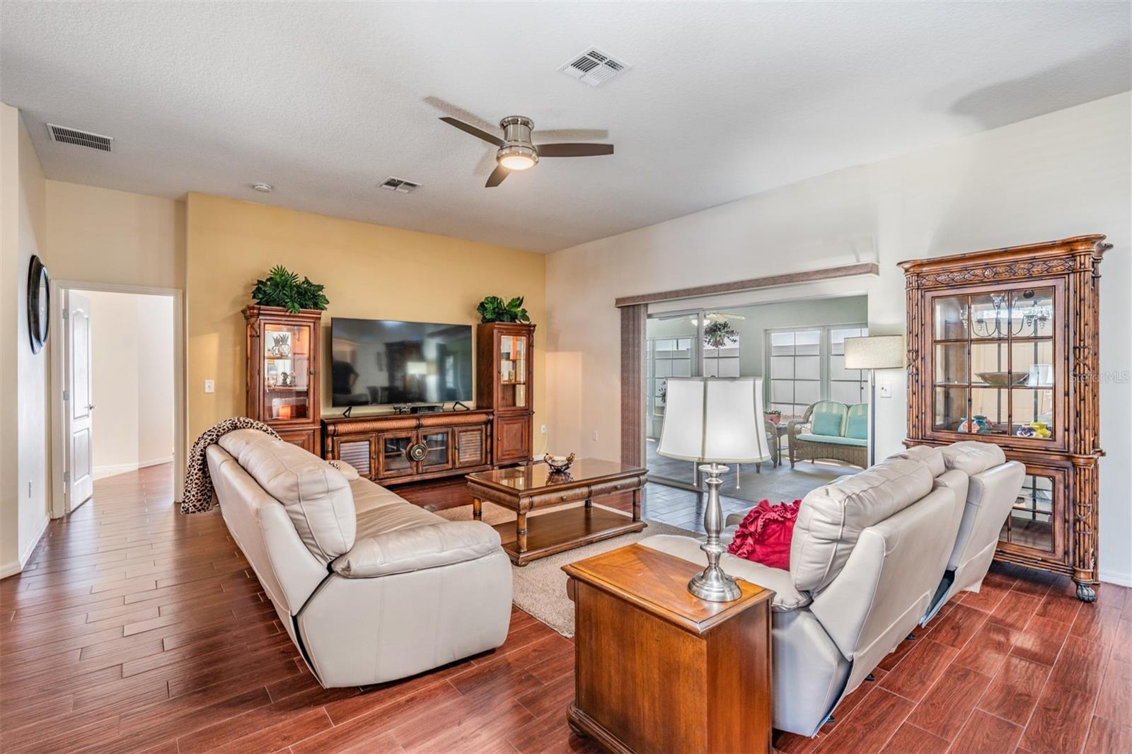 10216 MOSHIE LANE