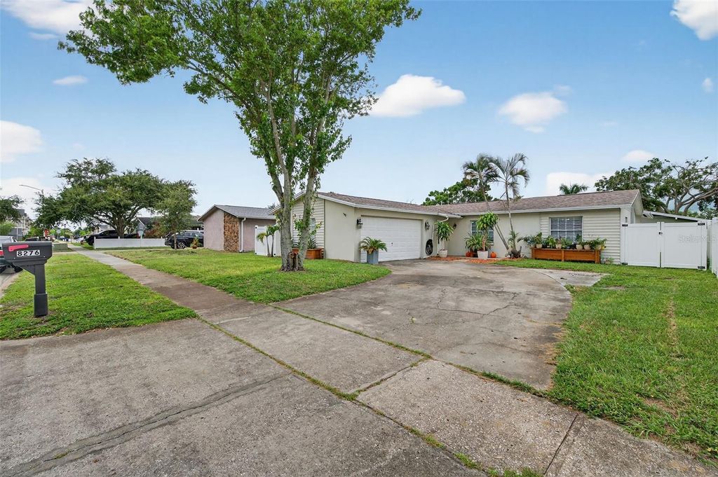Photo of 8276 91st Street, Seminole, FL 33777 (MLS # TB8429471)