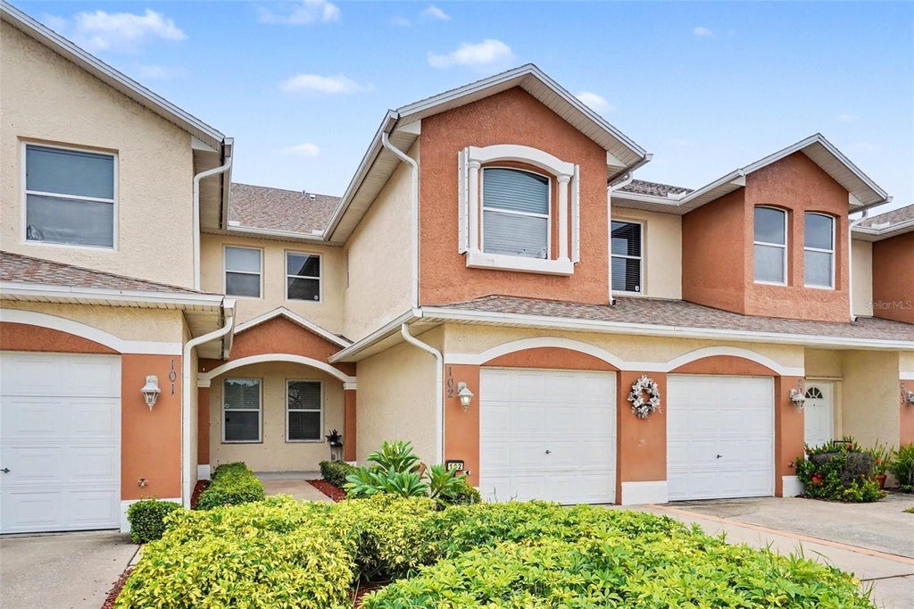 Photo of 1020 Venetian Drive #102, Melbourne, FL 32904 (MLS # O6443861)