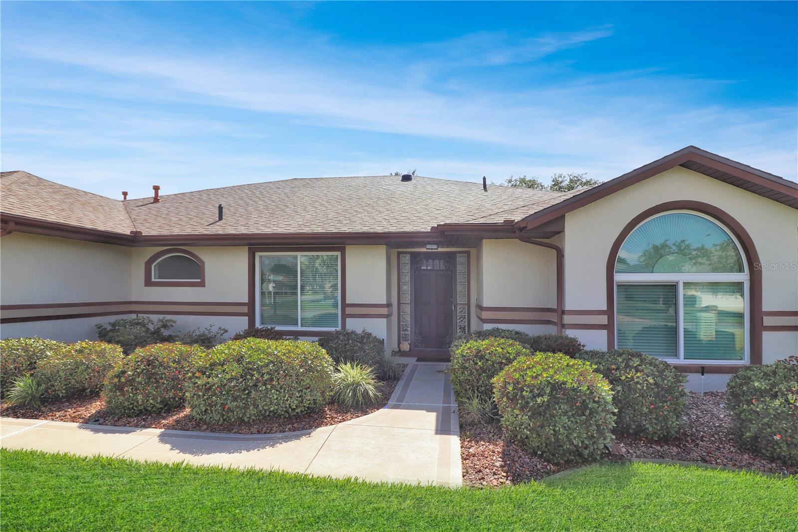 5408 QUEEN VICTORIA DRIVE
