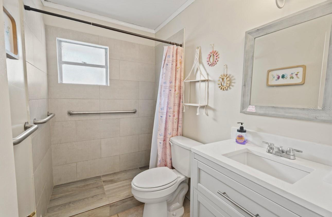 DELTONA LAKES UNIT 32 - Residential