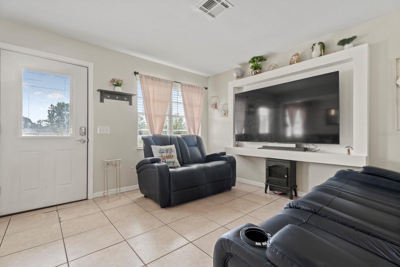 DELTONA LAKES UNIT 32 - Residential