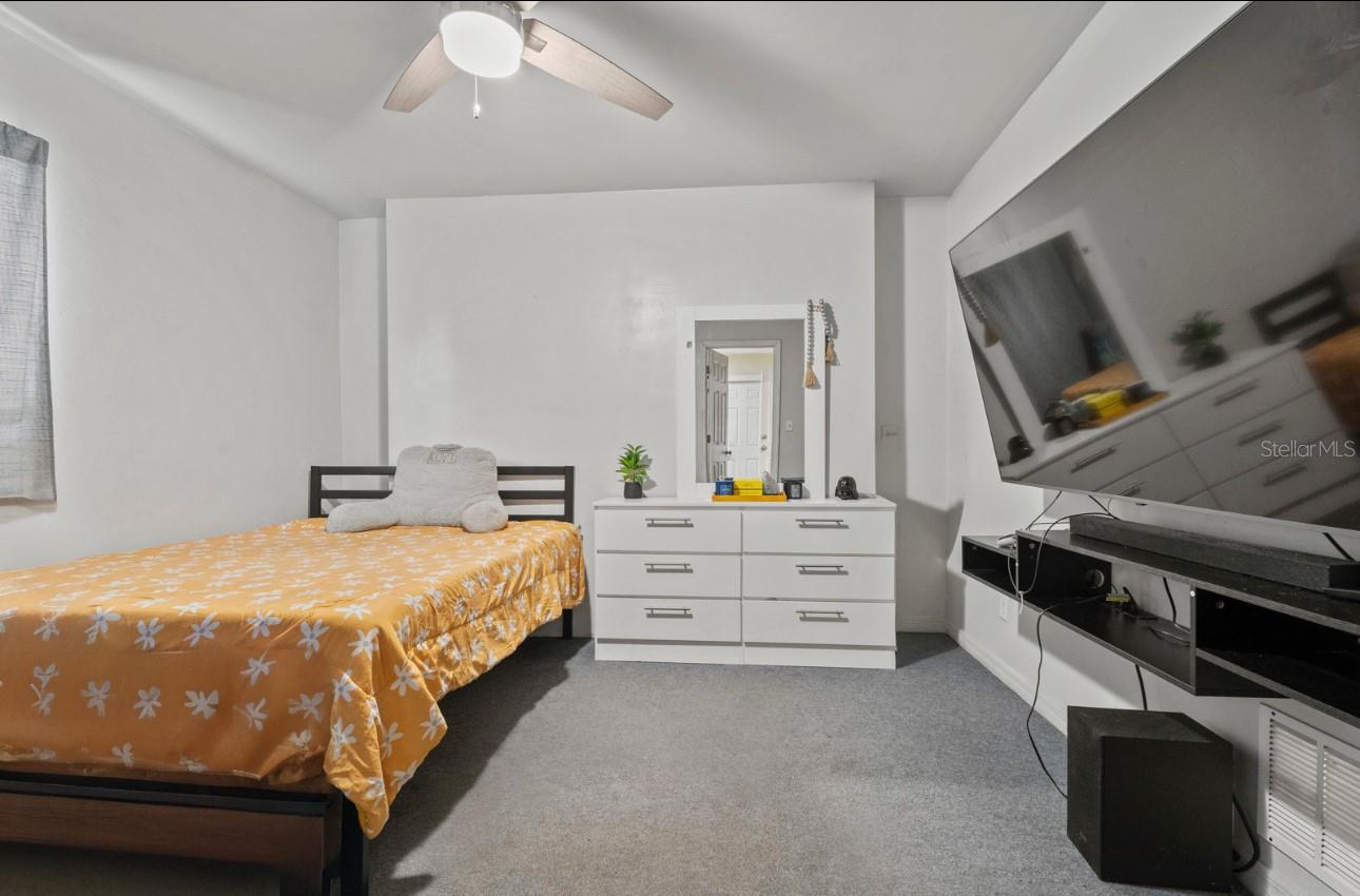 DELTONA LAKES UNIT 32 - Residential