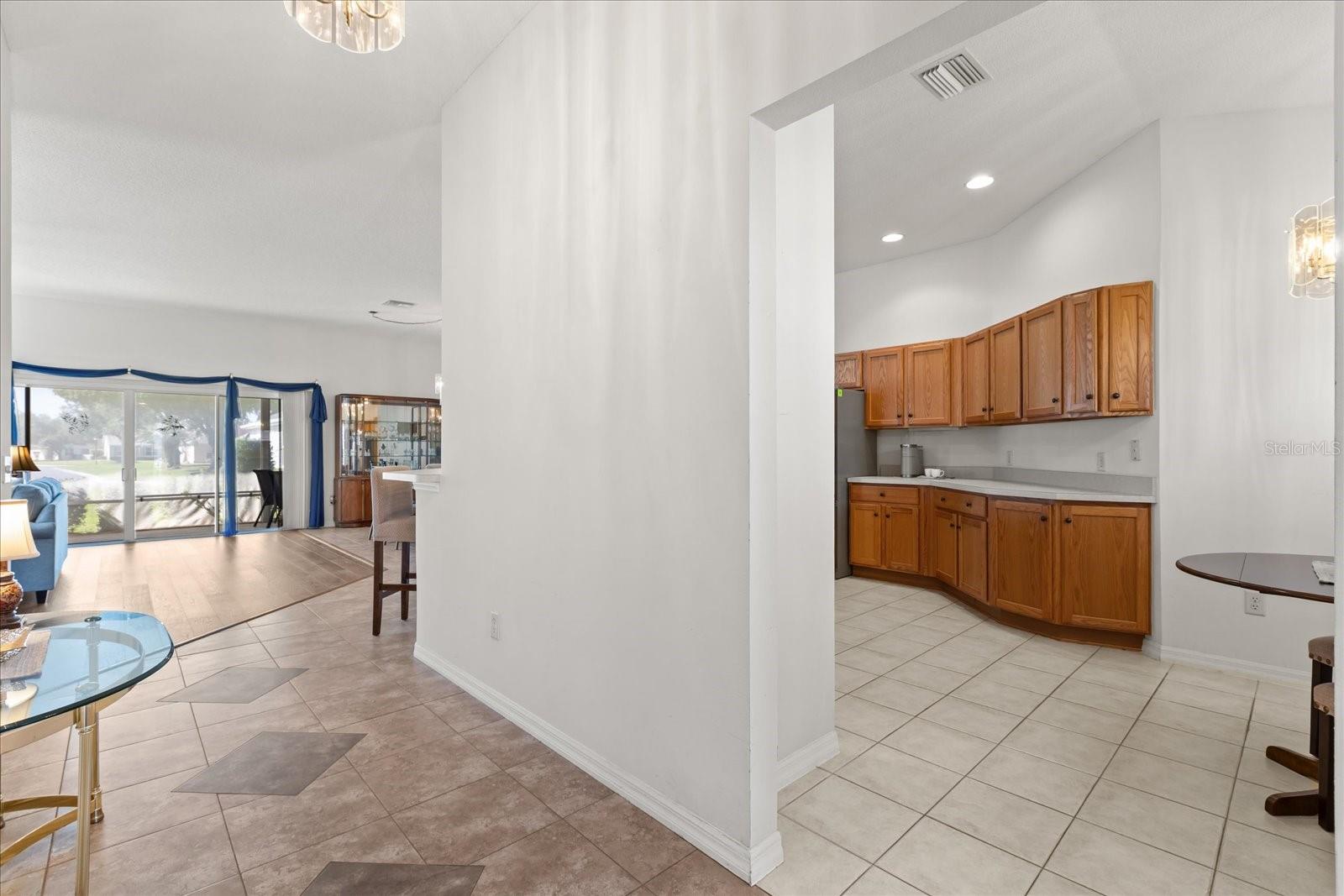 2467 AMBLER CIRCLE