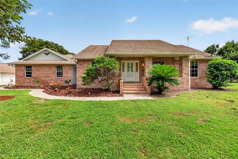 Tiny photo for 37048 Mill Stream Court, Eustis, FL 32736 (MLS # G5118954)
