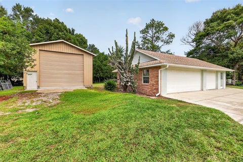 Tiny photo for 37048 Mill Stream Court, Eustis, FL 32736 (MLS # G5118954)